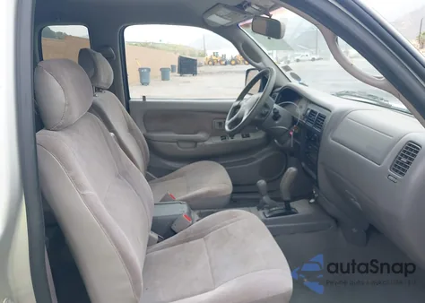 2002 Toyota Tacoma Base V6 z USA, uszkodzony, nr VIN 5TEWN72N92Z078504